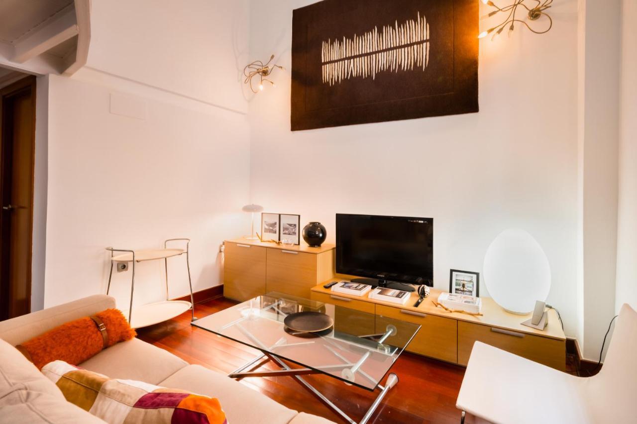 セビリアStylish Loft Duplex - Alamedaアパートメント エクステリア 写真
