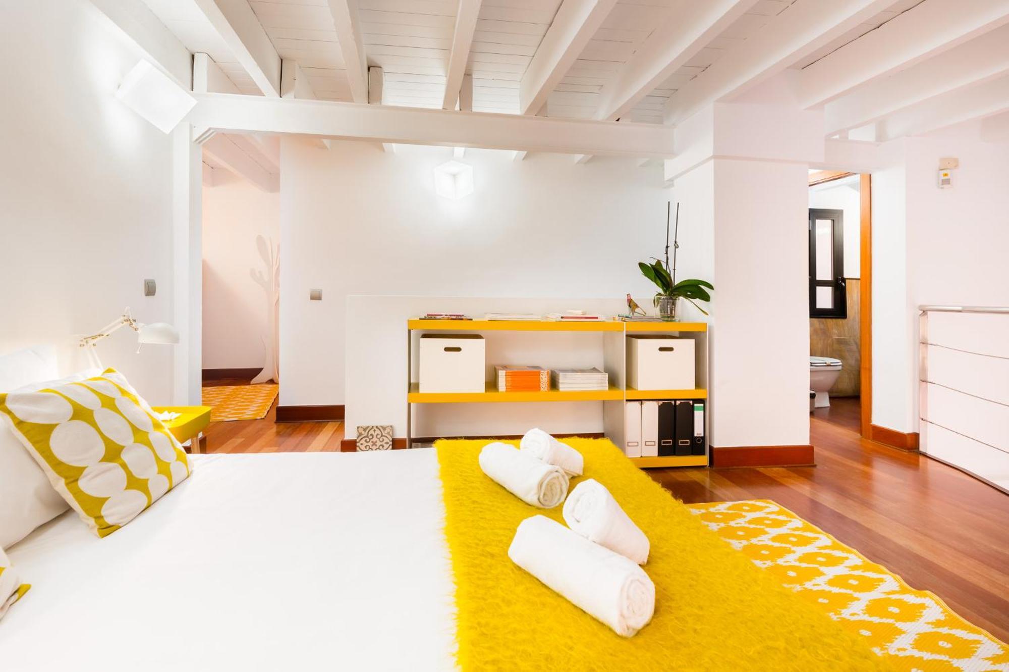 セビリアStylish Loft Duplex - Alamedaアパートメント エクステリア 写真